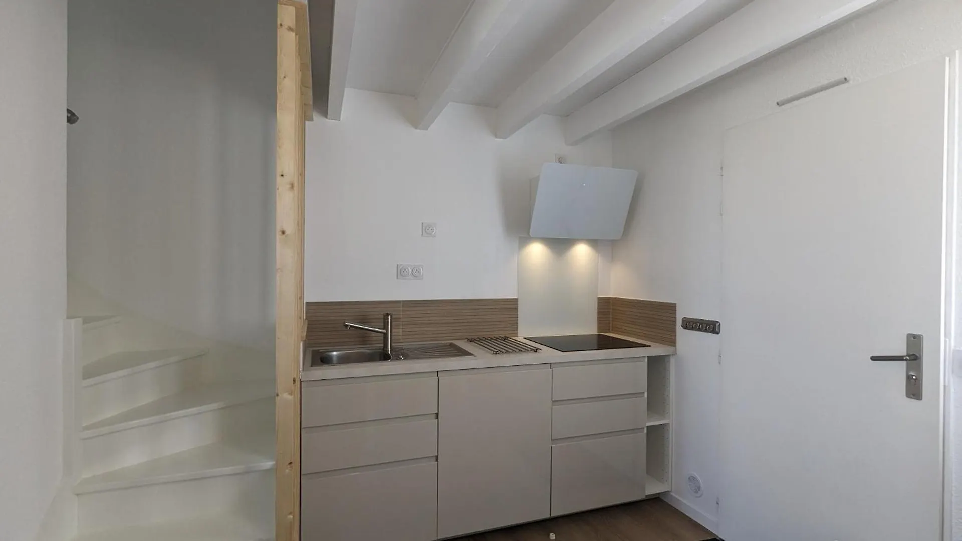 Maison 6 Pers Belle Vue Mer Piscine, Plage A 40 M Trevou-Treguignec Holiday home